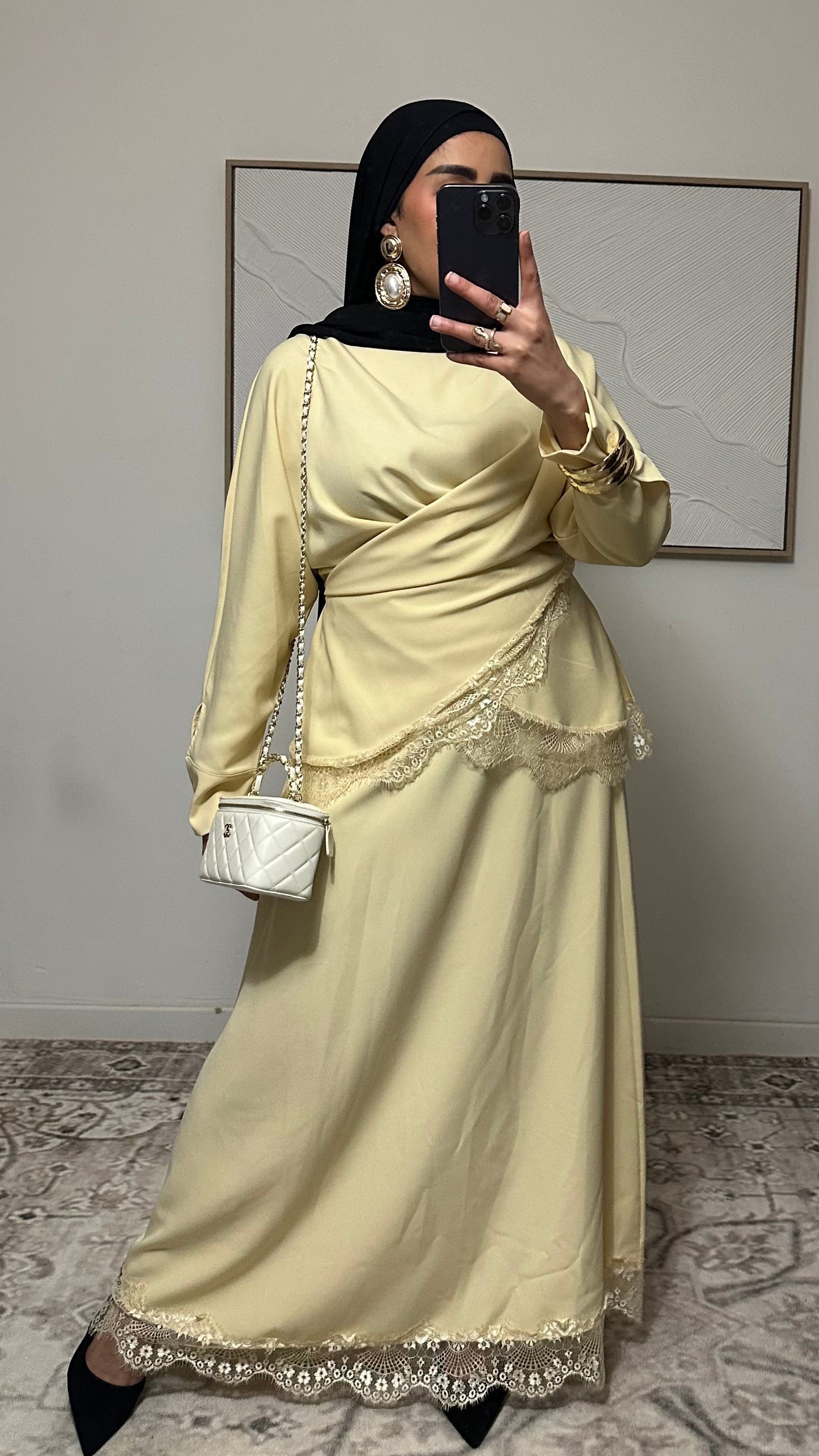 Ensemble avec jupe en dentelle