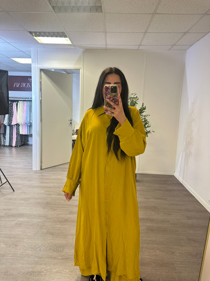 Ensemble avec pantalon. TU : 34-46